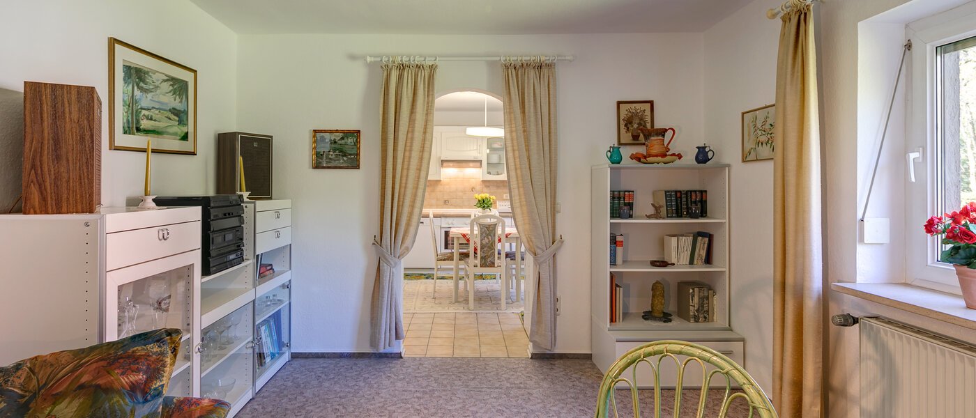 apartment München Moosach 03 living room 402