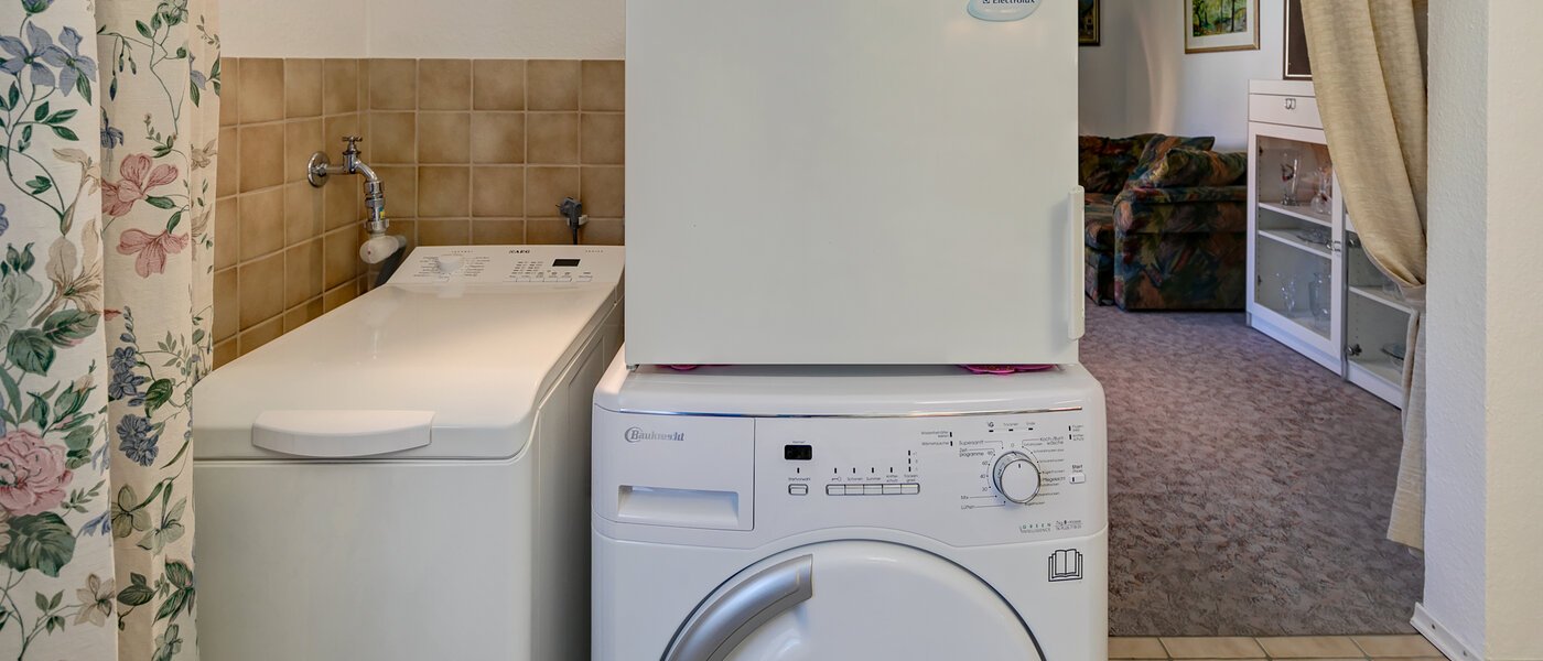 apartment München Moosach 04 kitchen 402