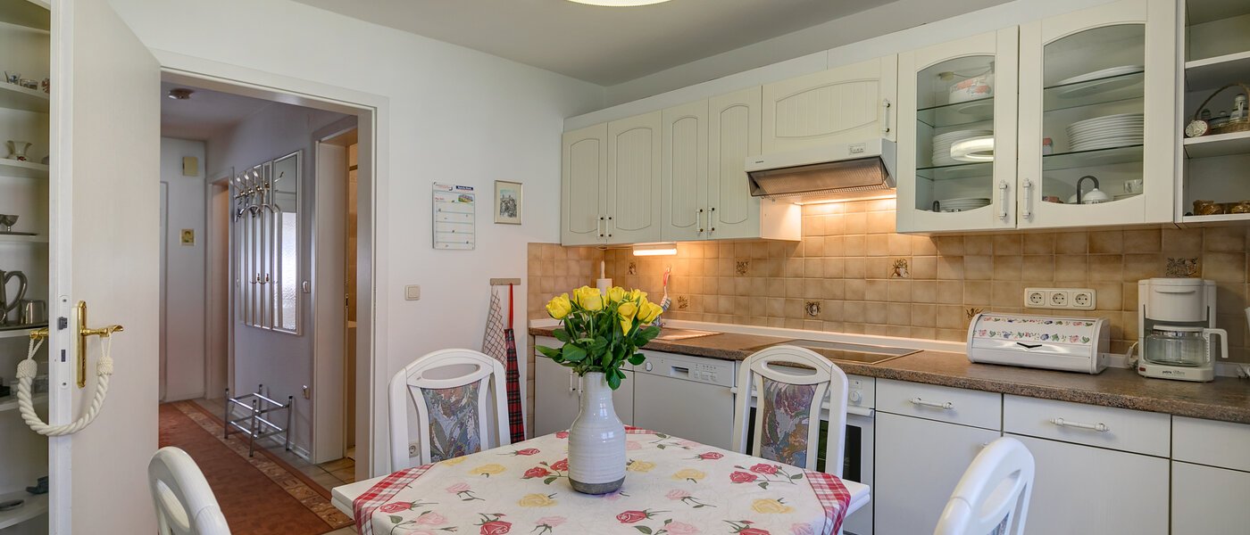 apartment München Moosach 06 kitchen 402