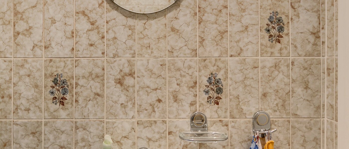 apartment München Moosach 02 separate toilet 402