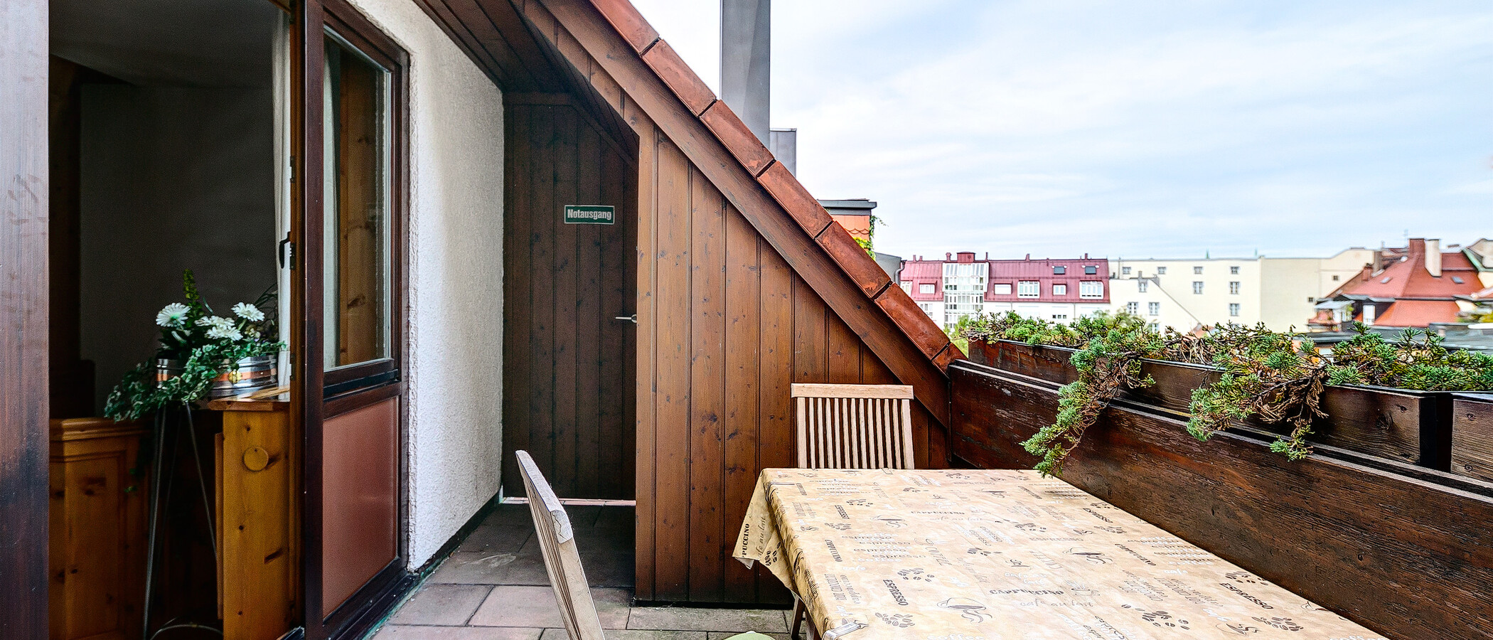 roof terrace apartment München Gärtnerplatzviertel 02 terrace 4036