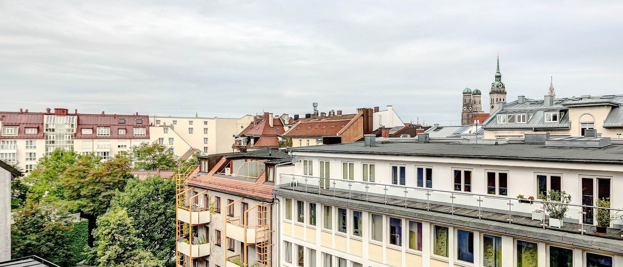 roof terrace apartment München Gärtnerplatzviertel 03 view 4036