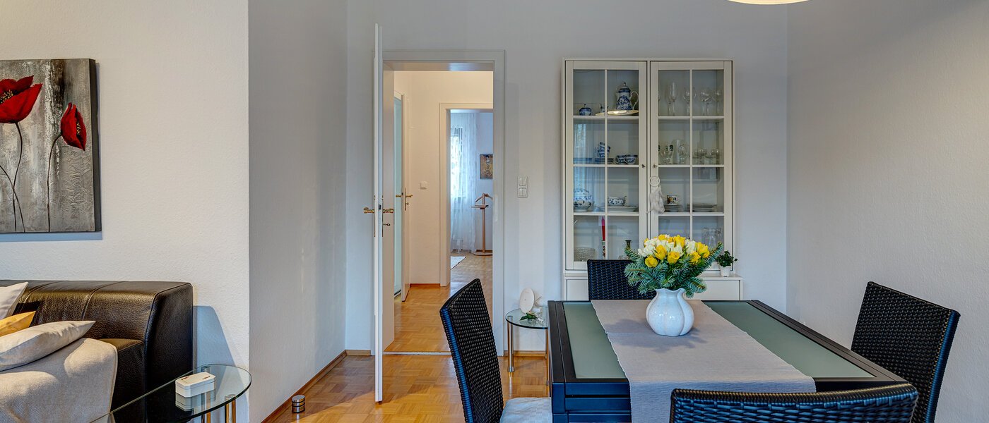 apartment München Berg am Laim 04 living area 4038