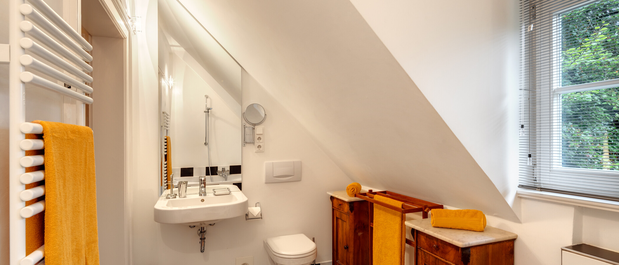 maisonette München Pasing 03 bathroom 407