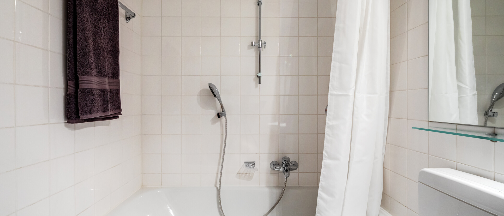 studio München Schwabing-West (rund um den Hohenzollernplatz) 02 bathroom 4086