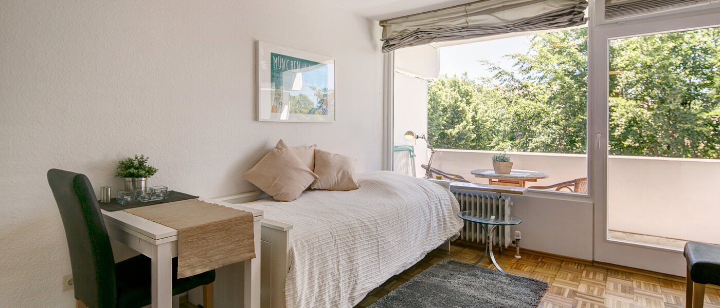 studio München Schwabing-Nord (zw. Leopoldstraße & Englischen Garten) 02 living room 4089