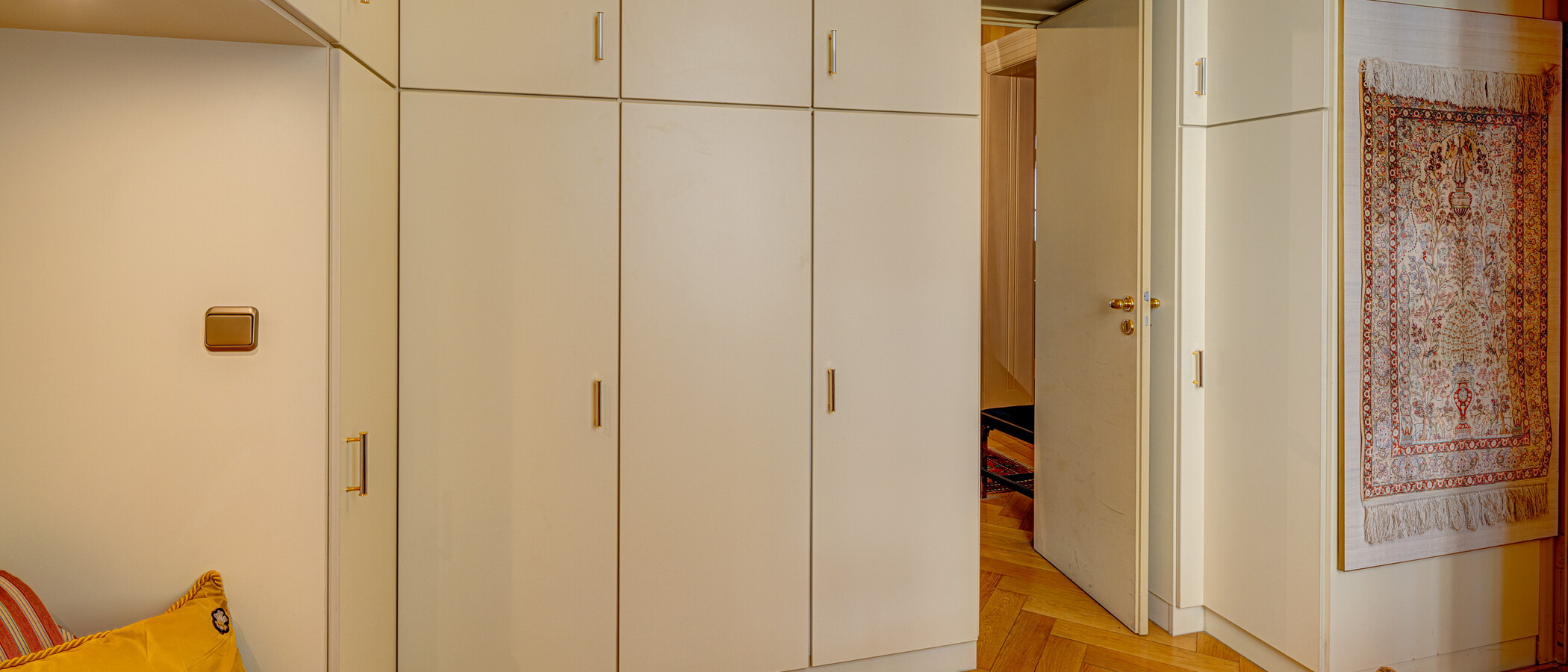 apartment München Lehel 03 guest room 4093