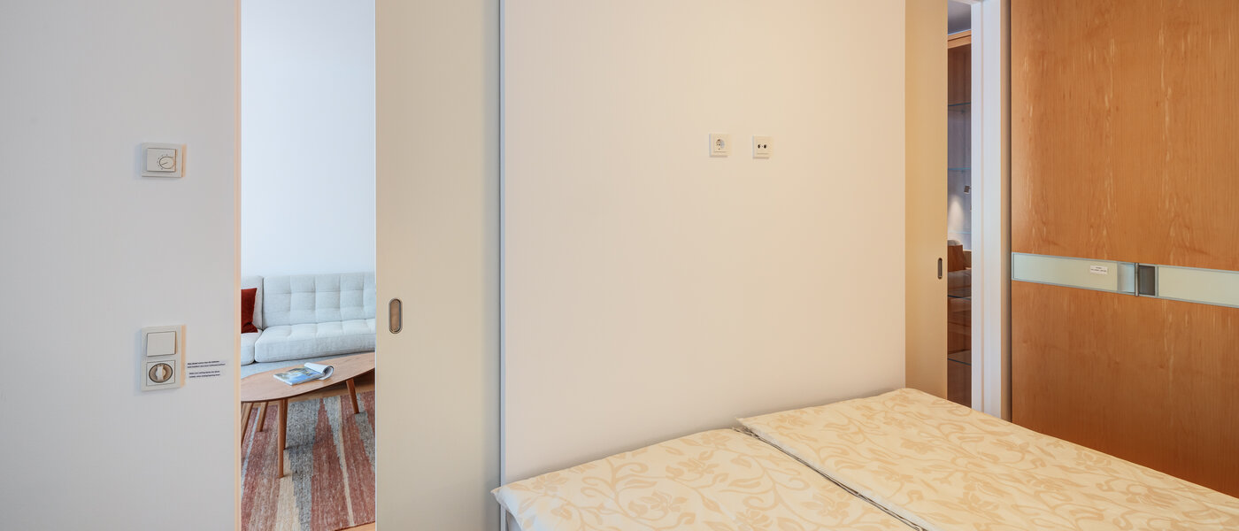 apartment München Glockenbachviertel 04 bedroom 4097