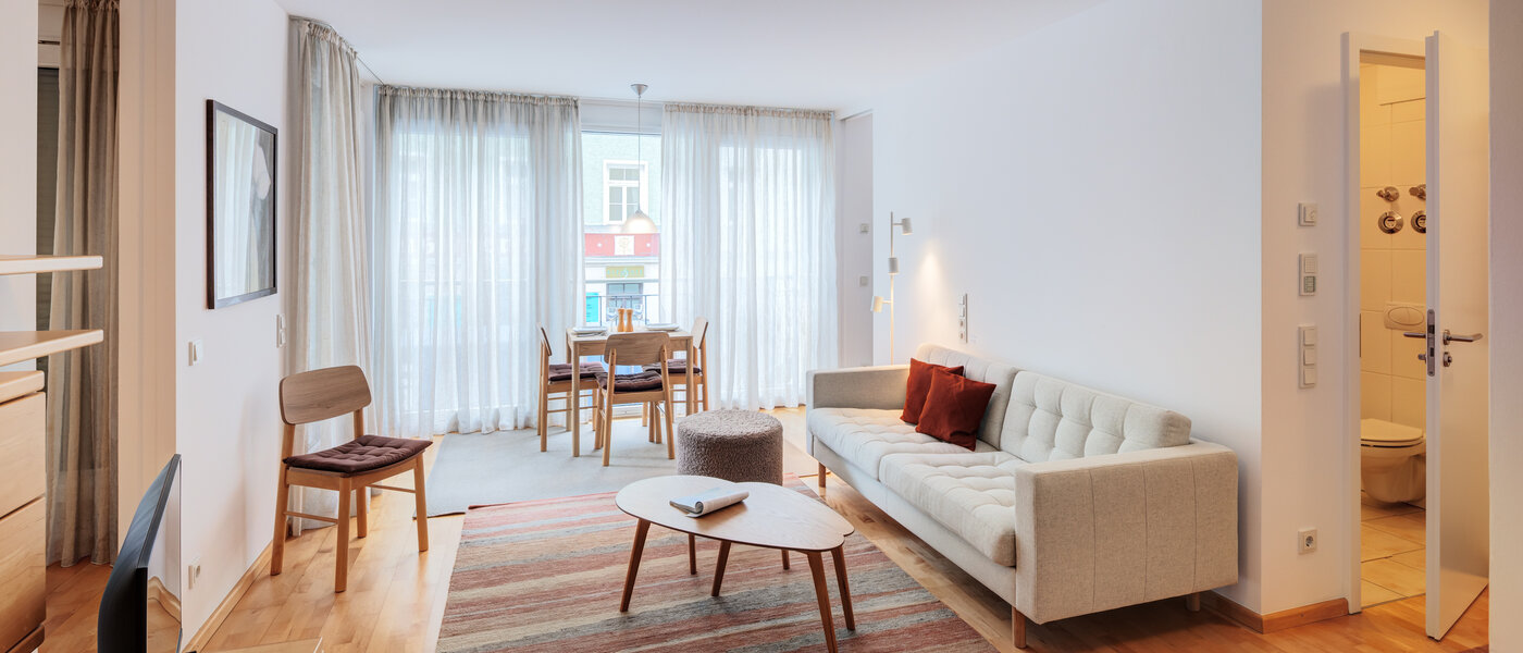 apartment München Glockenbachviertel 01 living area 4097