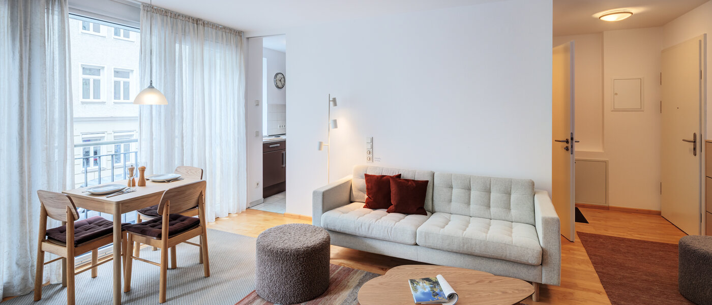 apartment München Glockenbachviertel 02 living area 4097