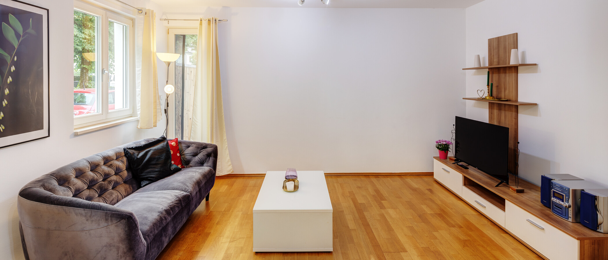 apartment München Sendling-Westpark 03 living area 4124