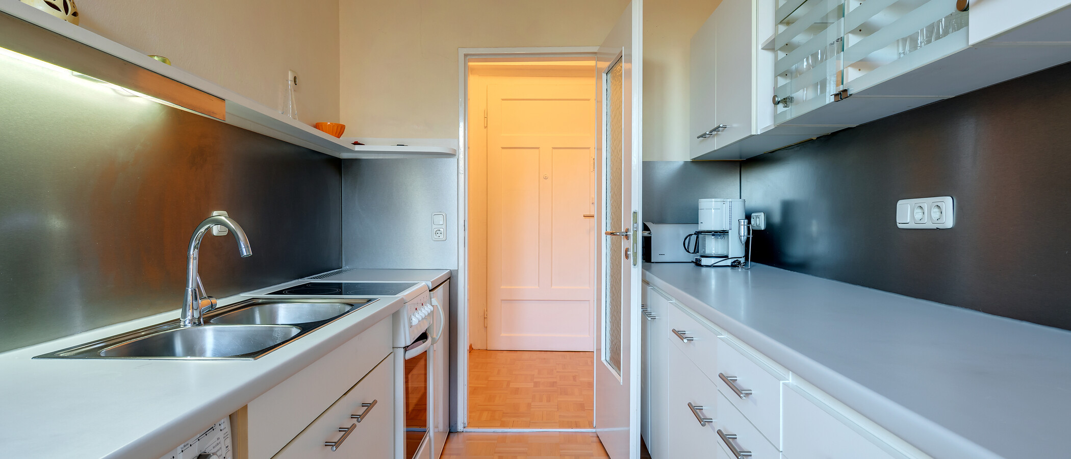 apartment München Schwabing-West (rund um den Hohenzollernplatz) 03 kitchen 4172
