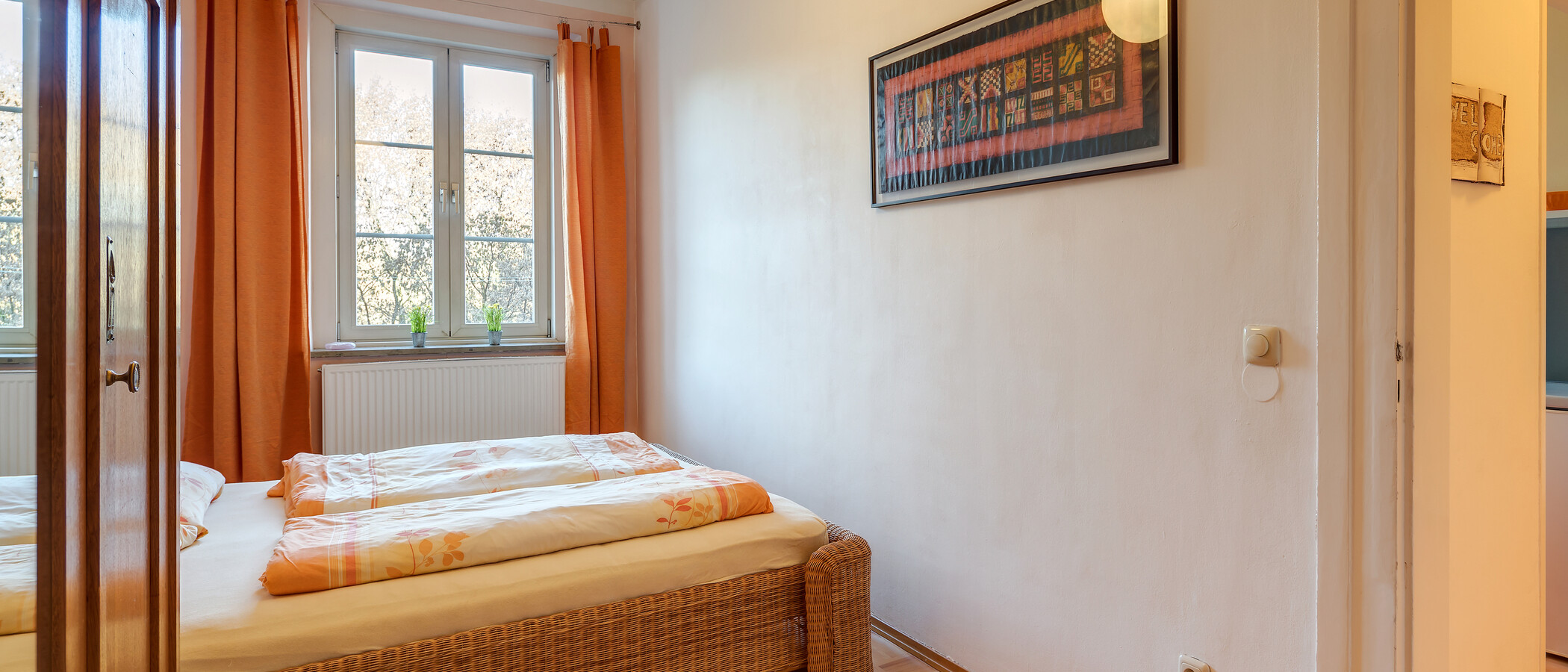apartment München Schwabing-West (rund um den Hohenzollernplatz) 02 sleeping area 4172