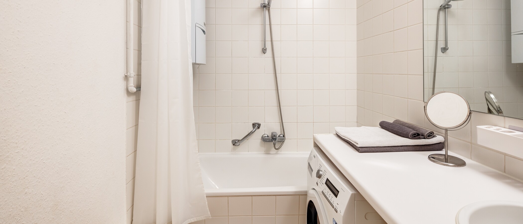 apartment München Schwanthalerhöhe 03 bathroom 4210