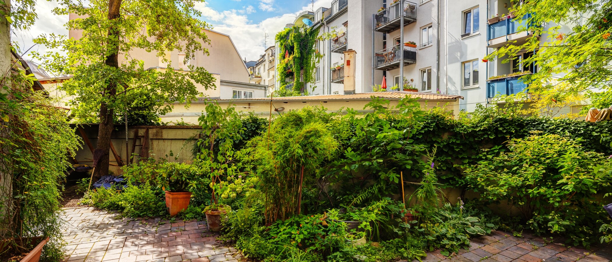 apartment München Schwanthalerhöhe 02 inner courtyard  4210