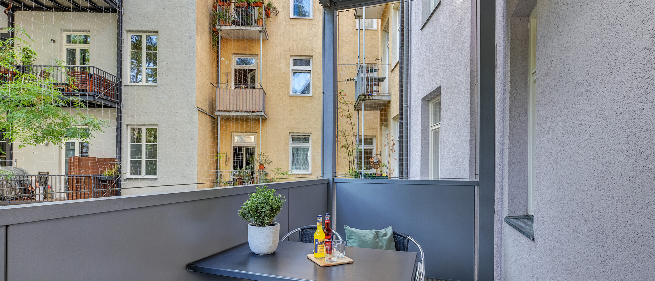 apartment München Maxvorstadt - Rund um den Josephsplatz 02 balcony 4242