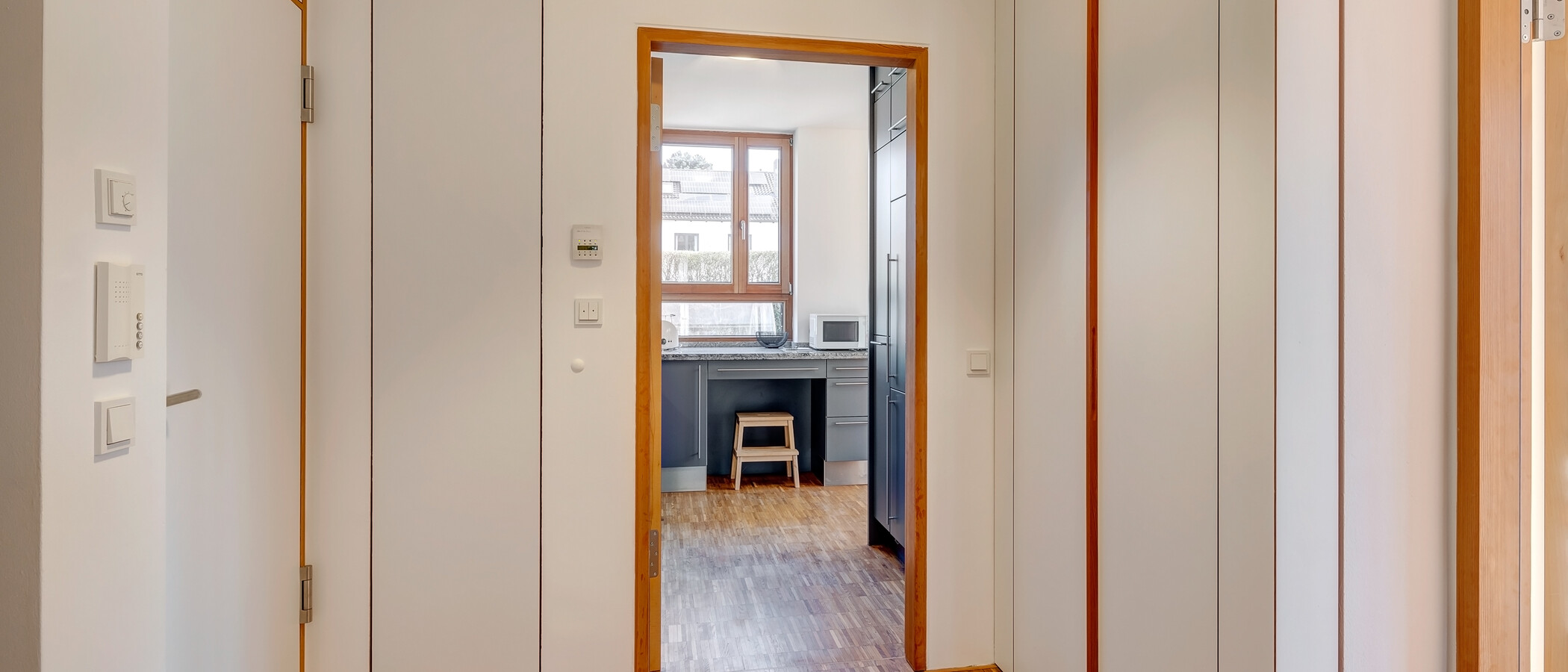 apartment with garden 	 München Harlaching 03 hall 4247