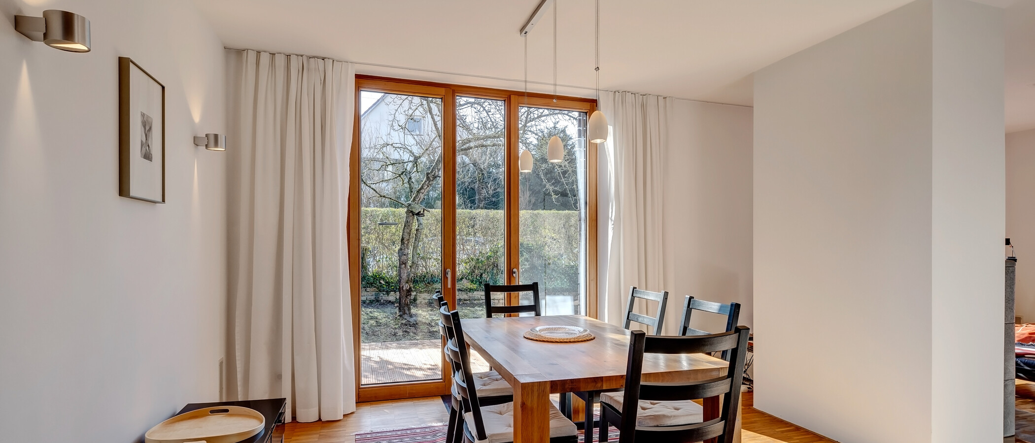 apartment with garden 	 München Harlaching 01 dining room 4247