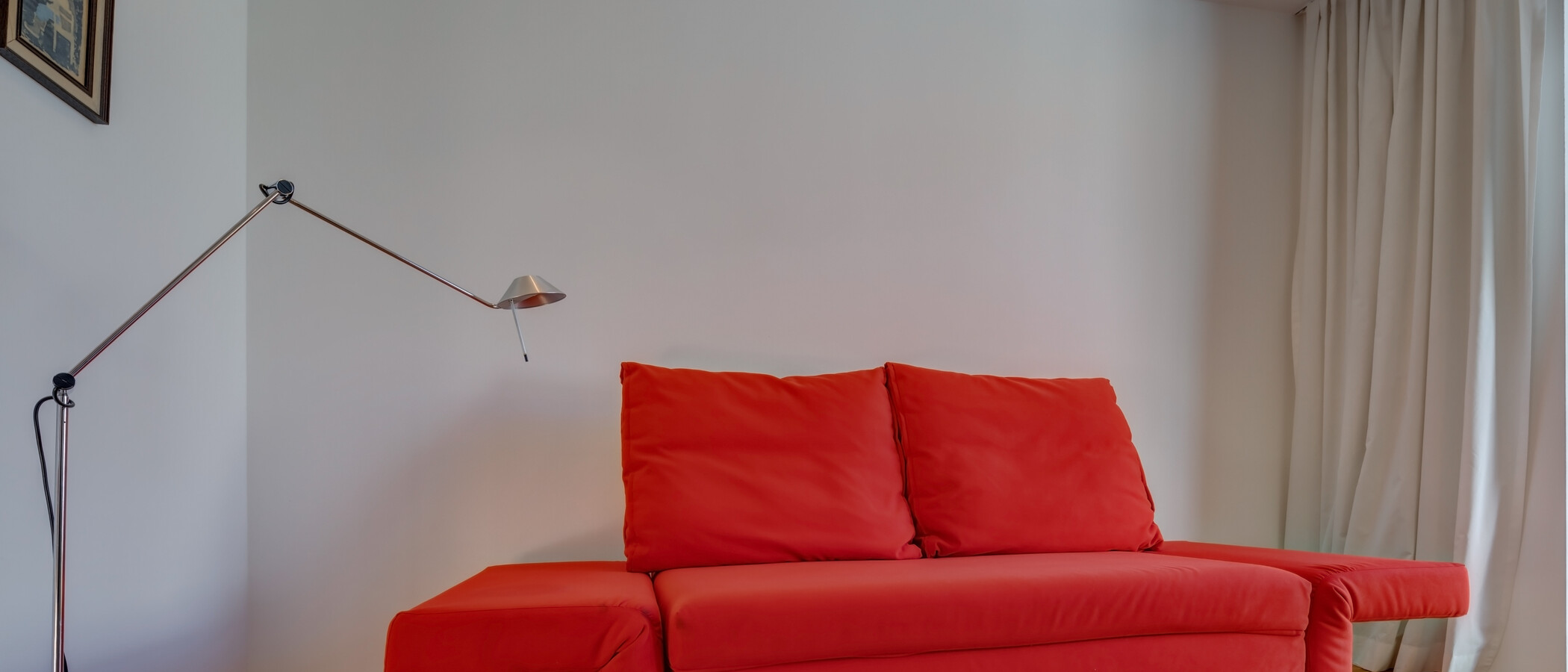 apartment with garden 	 München Harlaching 03 Workspace/Guestroom 4247