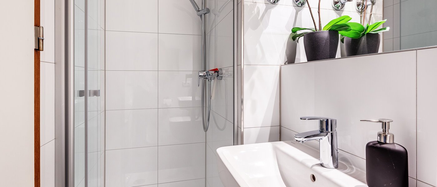 studio München Maxvorstadt - Museumsviertel 01 bathroom 4250