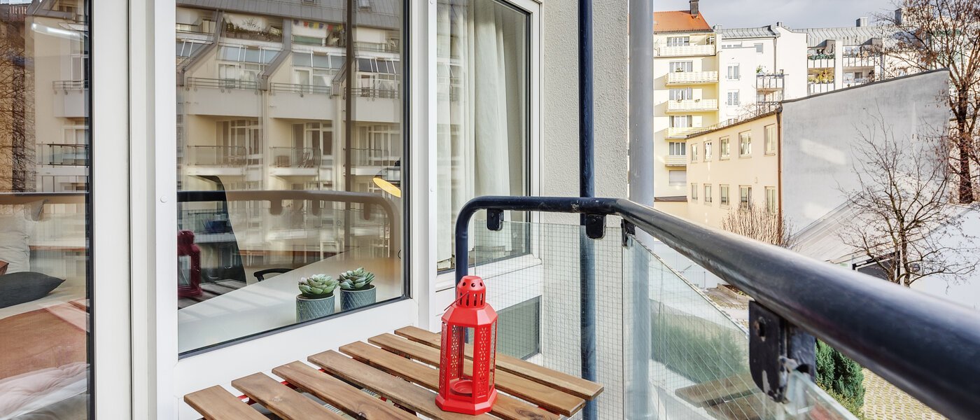 studio München Maxvorstadt - Museumsviertel 01 balcony 4250