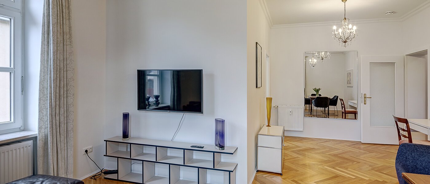 apartment München Schwabing (rechts der Leopoldstraße) 02 living area 4261