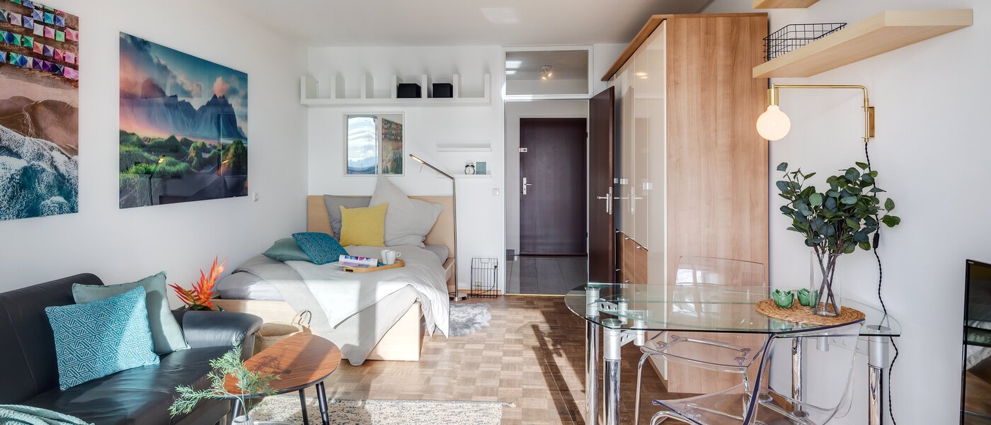 apartment München Arabellapark 04 living area 4263