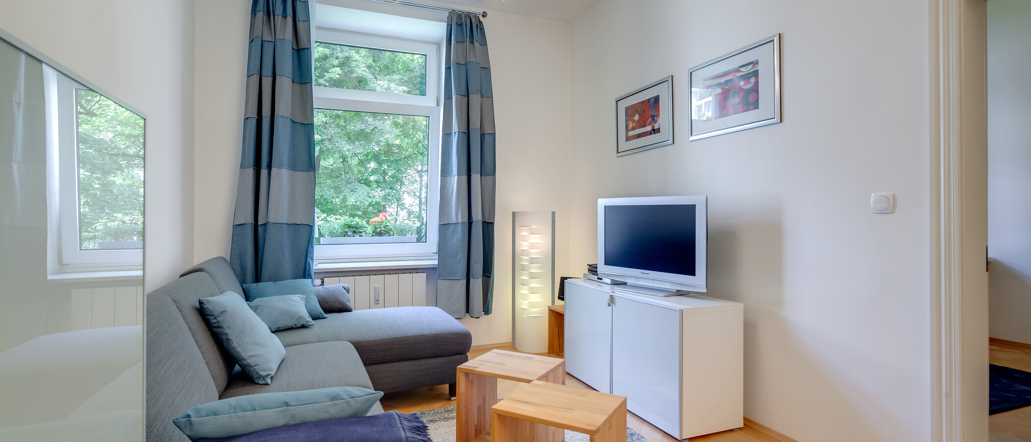 apartment München Haidhausen 01 living room 4279