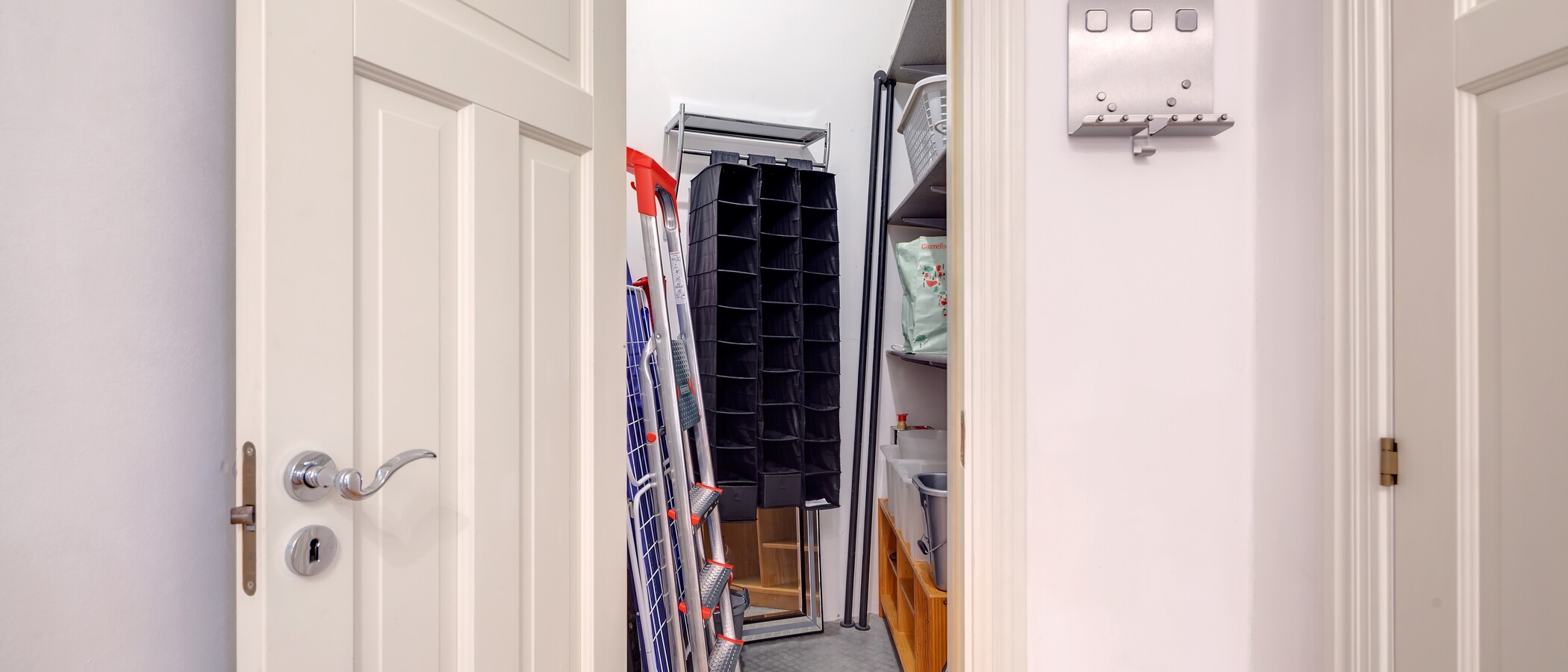 apartment München Haidhausen 01 storage room 4279