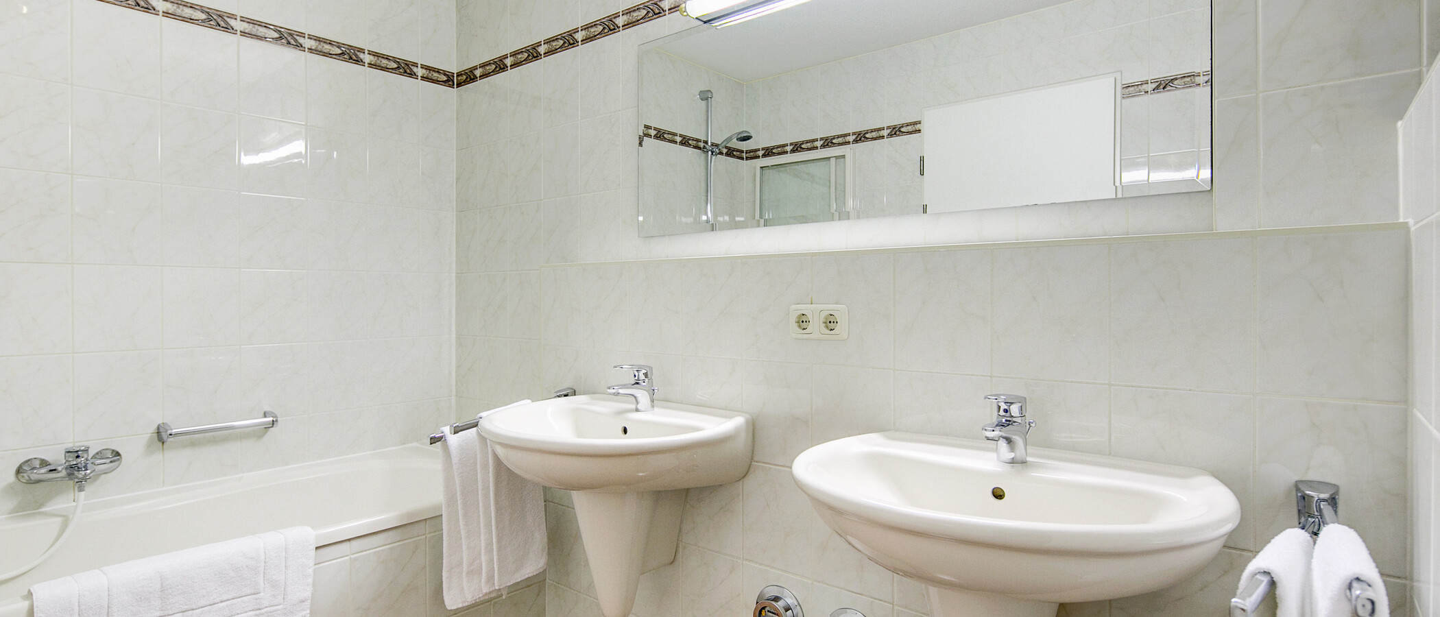apartment München Maxvorstadt - Museumsviertel 01 bathroom 4289