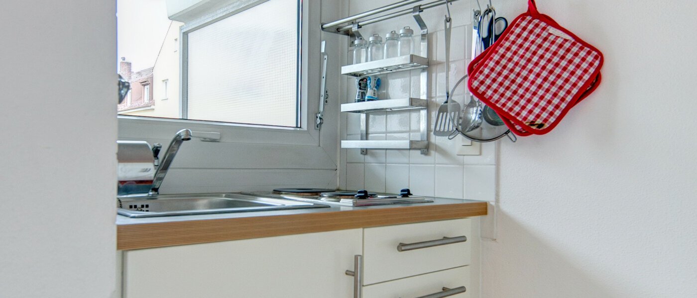apartment München Neuhausen 02 kitchen 4307