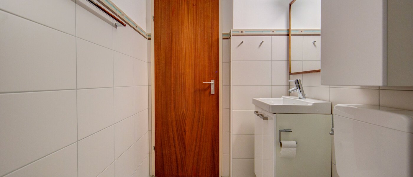 apartment München Neuhausen 04 bathroom 4307