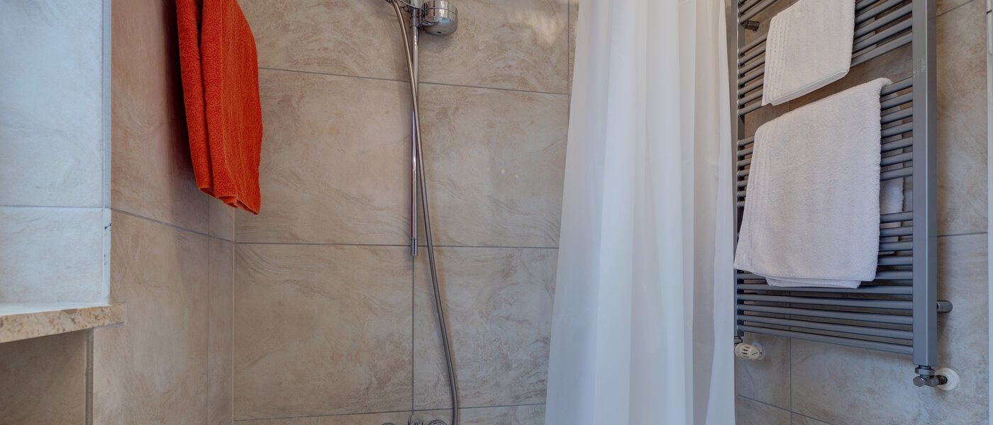 apartment München Schwabing-West (rund um den Hohenzollernplatz) 03 bathroom 4311