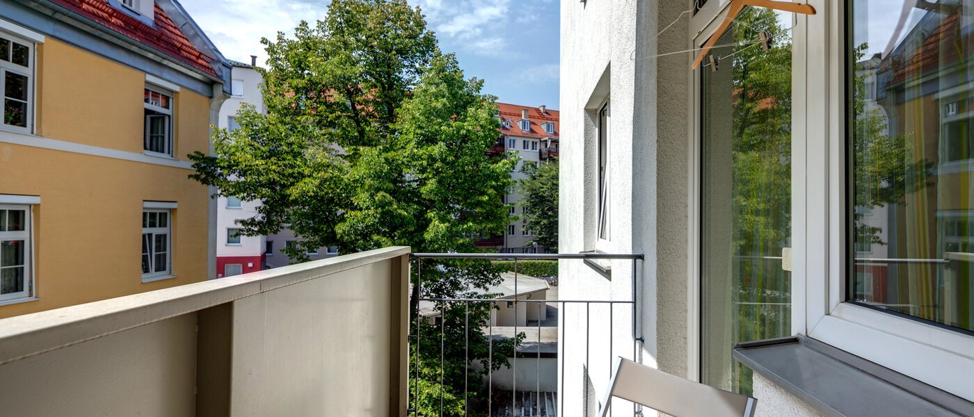 apartment München Schwabing-West (rund um den Hohenzollernplatz) 02 balcony 4311