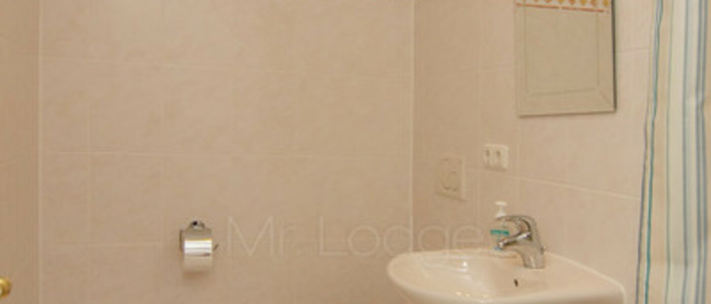 apartment München Parkstadt Schwabing 01 2. bathroom 4318