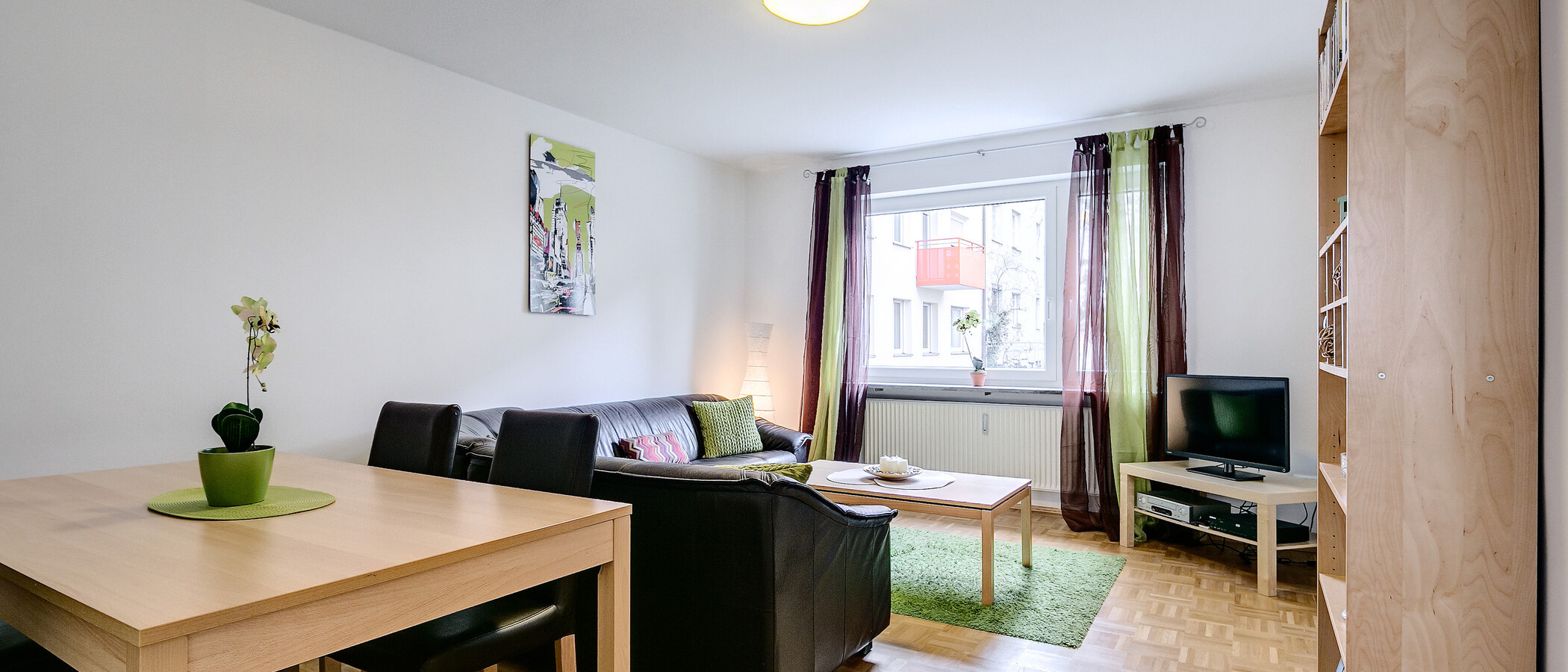 apartment München Schwabing-Georgenschwaige 04 living room 4416
