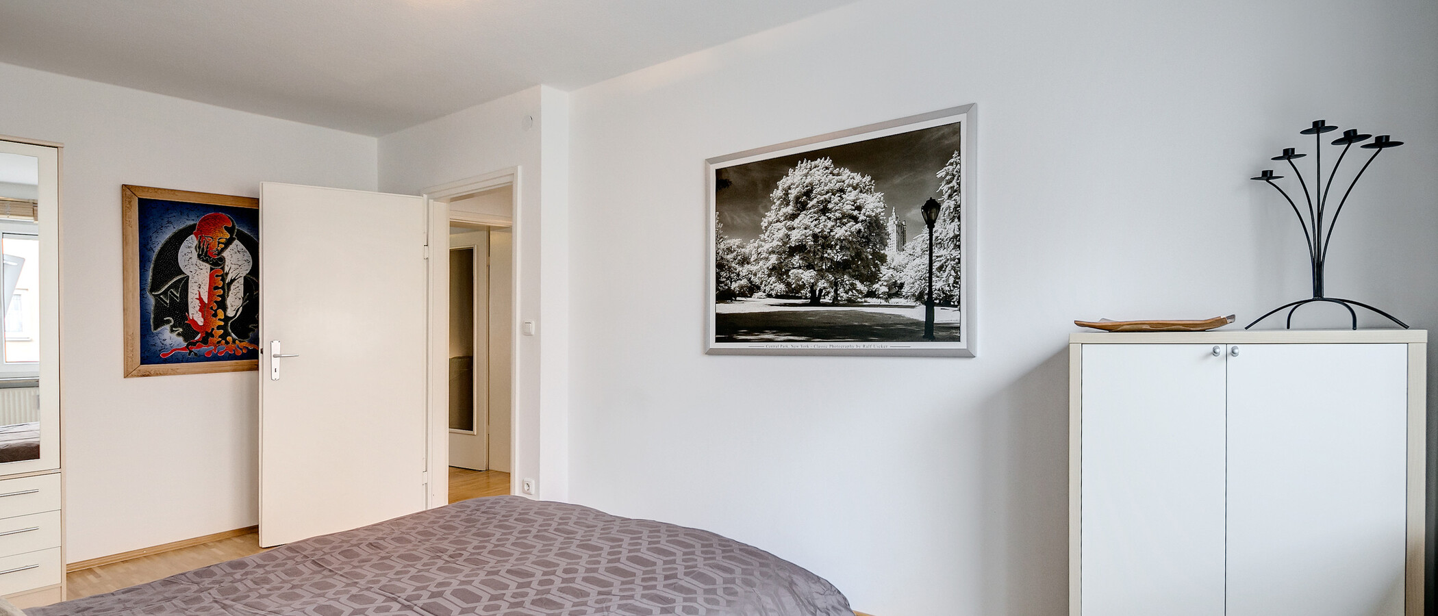 apartment München Schwabing-Georgenschwaige 03 sleeping area 4416