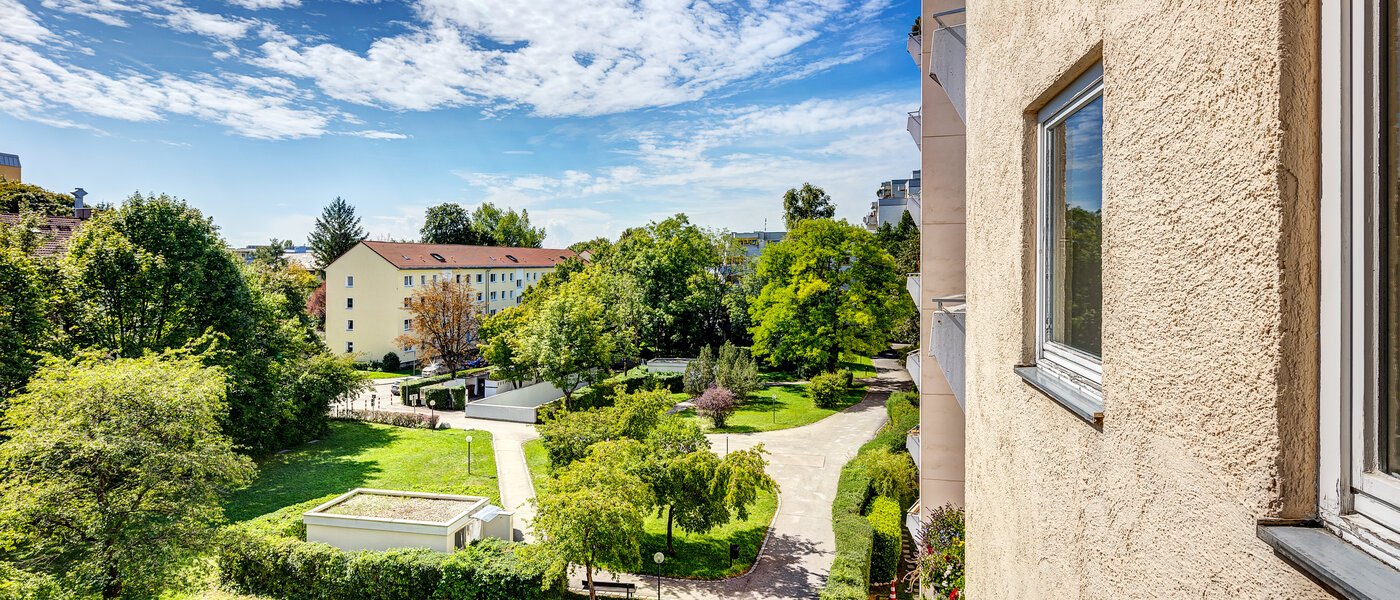 apartment München Sendling-Westpark 02 view 4419