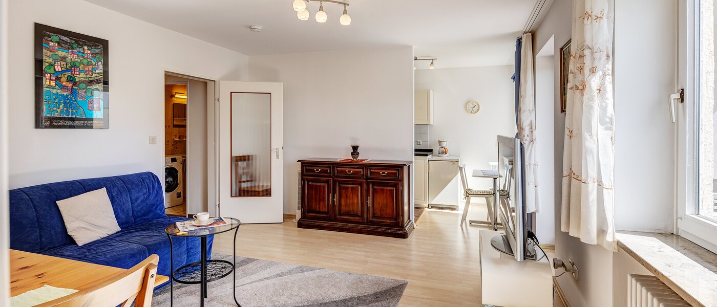 apartment München Sendling-Westpark 04 living area 4419