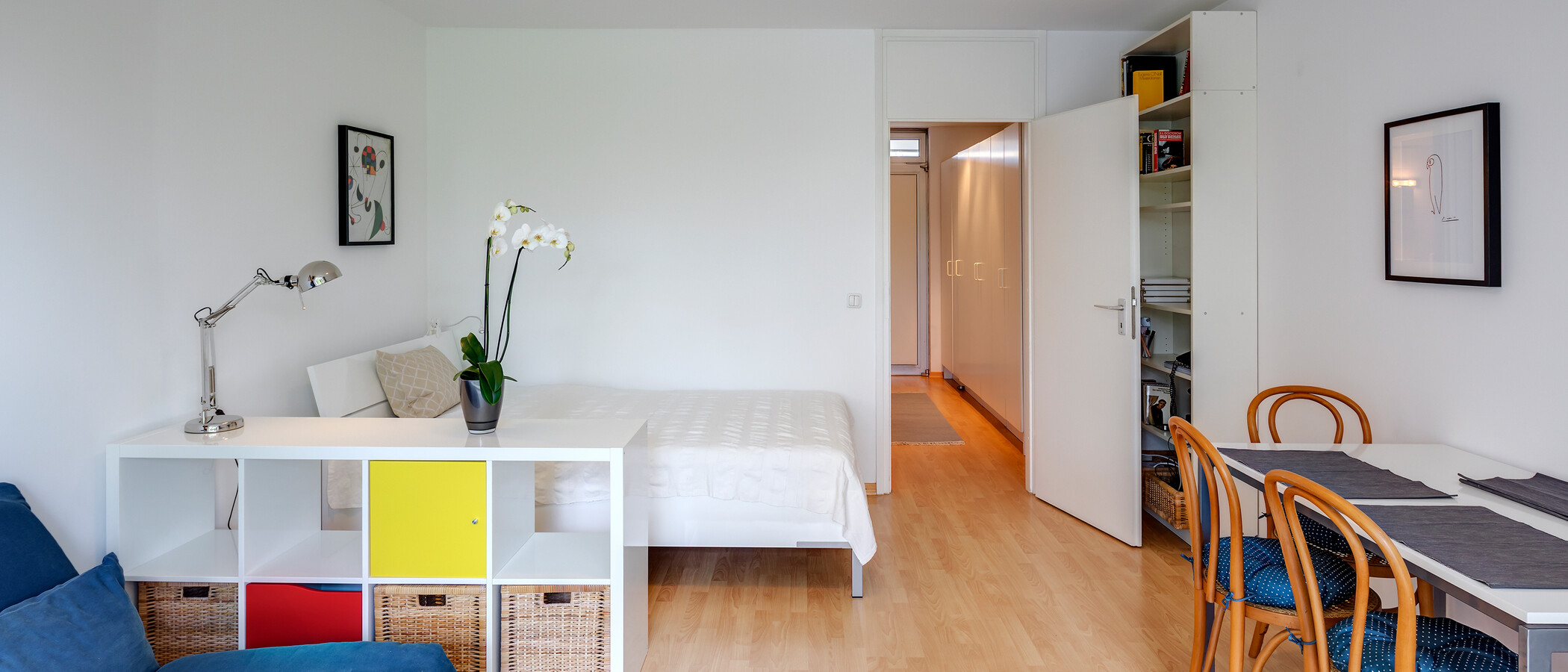 apartment München Schwabing-Nord (zw. Leopoldstraße & Englischen Garten) 03 living room 4452