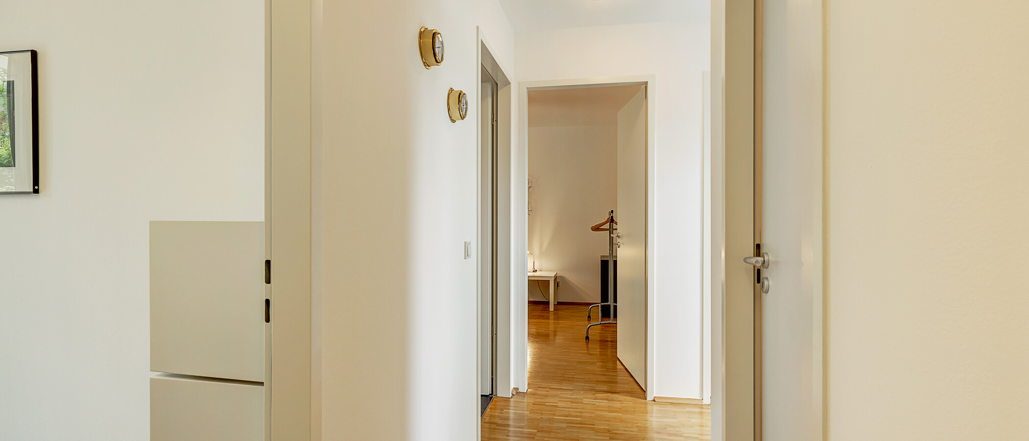 apartment with garden 	 München Schwanthalerhöhe 03 hall 4454