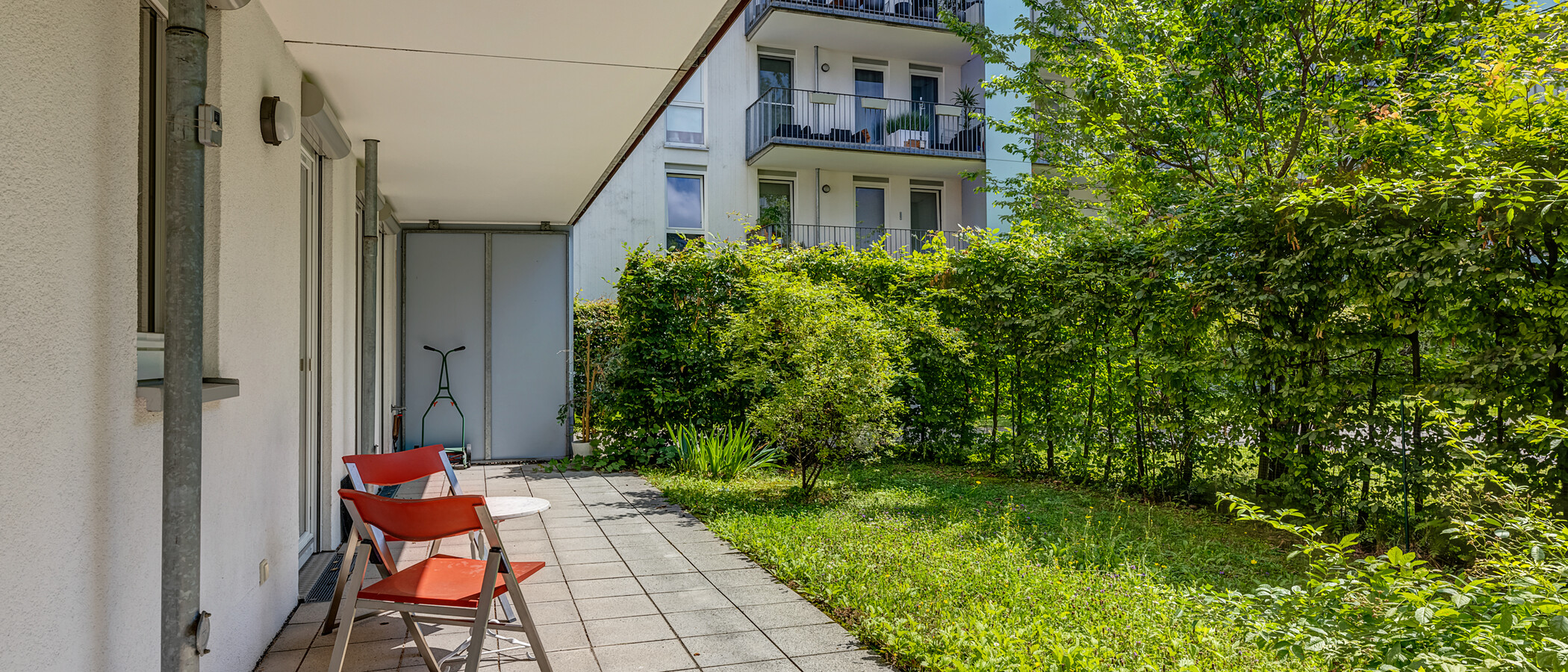 apartment with garden 	 München Schwanthalerhöhe 02 garden 4454