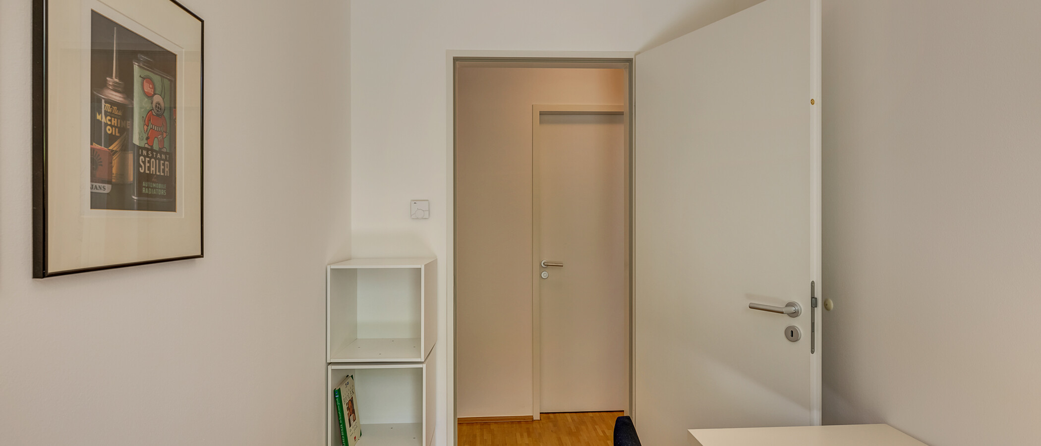apartment with garden 	 München Schwanthalerhöhe 02 office 4454