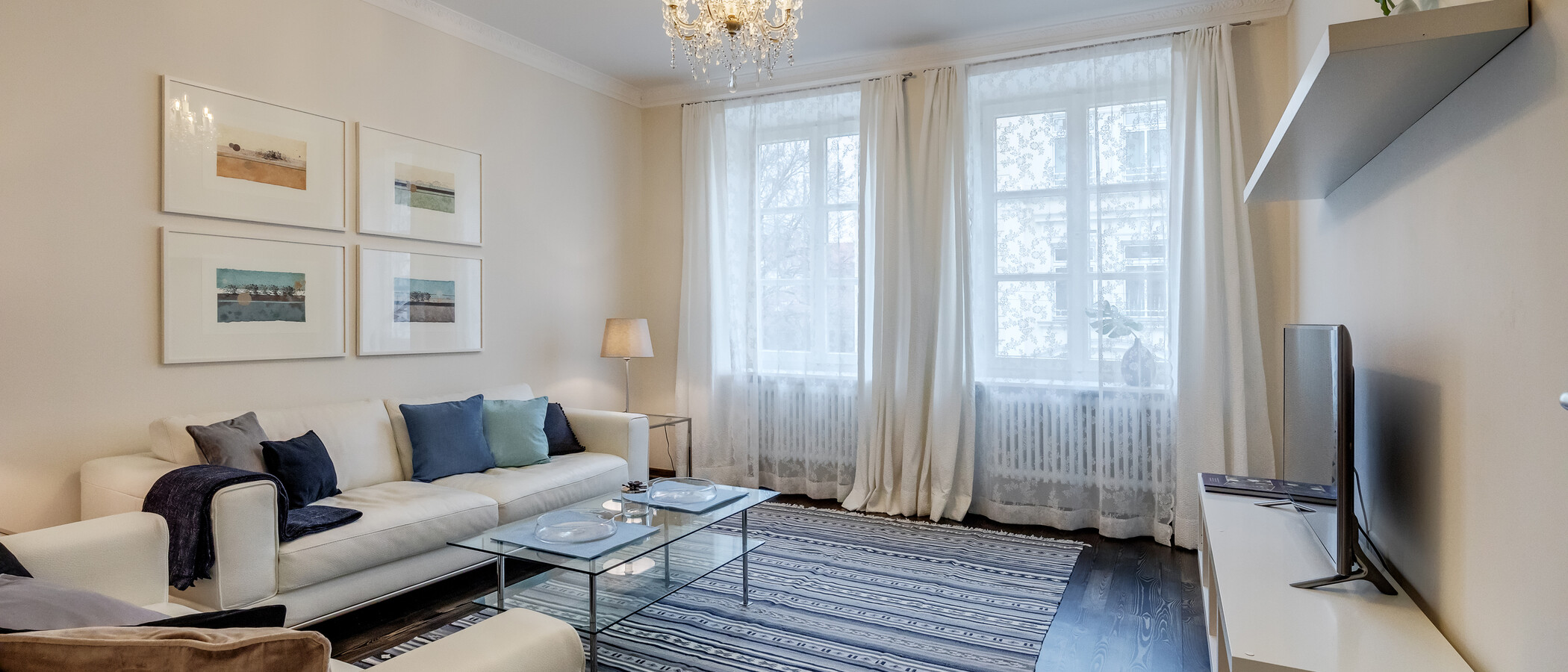 apartment München Altstadt 01 living room 4459