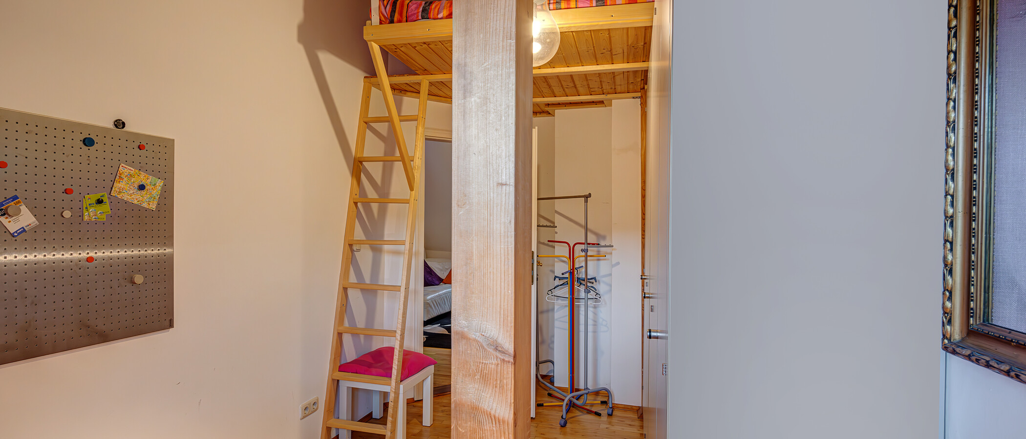 attic apartment München Giesing 02 guest room 4477