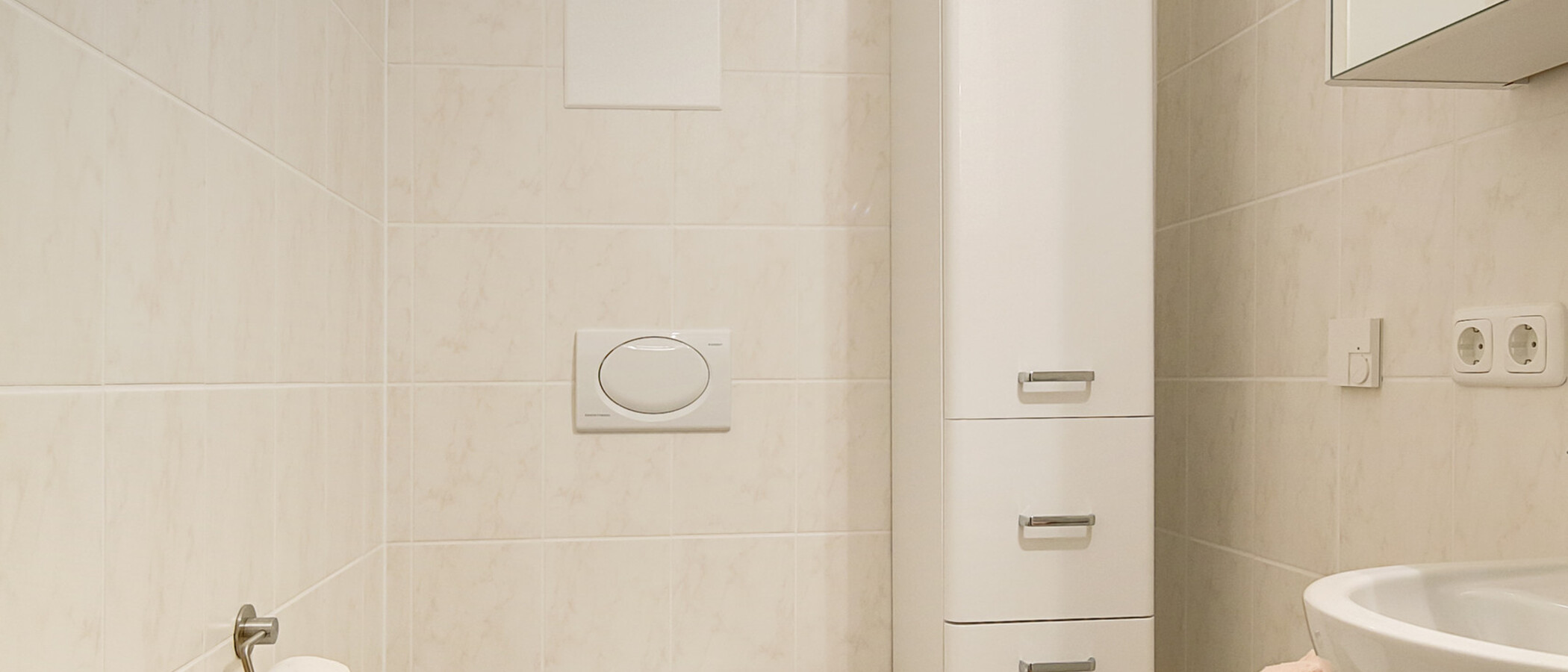 apartment München Giesing 01 guest toilet 4499