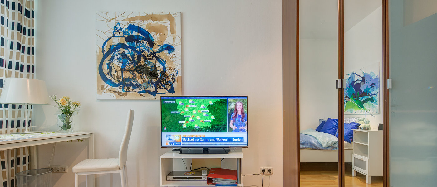 apartment München Schwabing-West (rund um den Hohenzollernplatz) 03 living room 4507