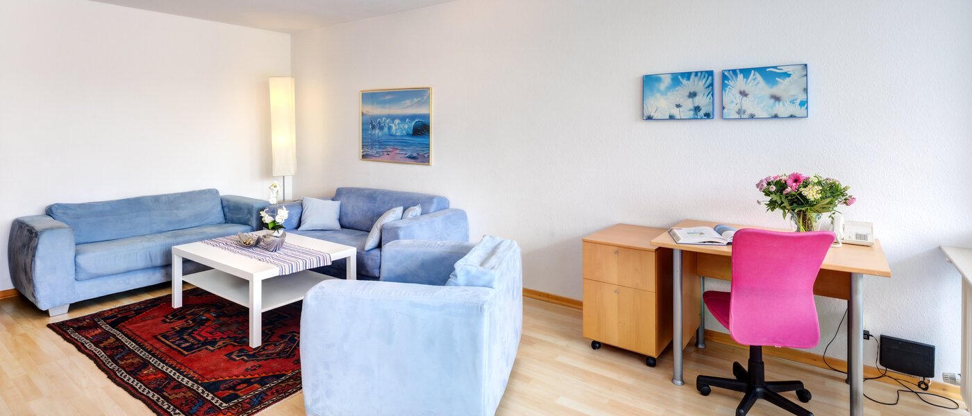 apartment München Neuperlach 01 living area 4521