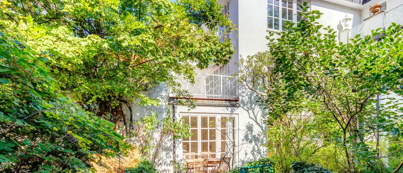 townhouse München Gärtnerplatzviertel 01 terrace 4545