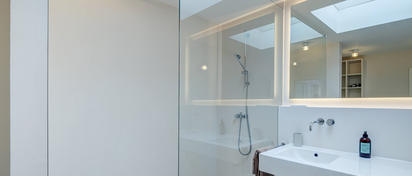 townhouse München Gärtnerplatzviertel 03 1. bathroom 4545